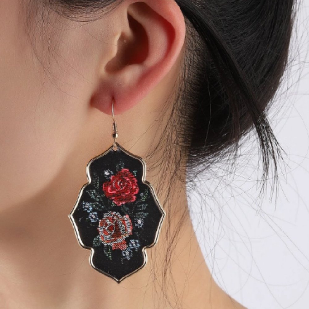 3/25 Floral Print Drop Earrings